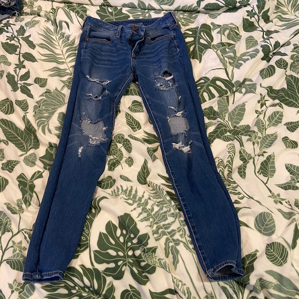 American Eagle skinny jeans